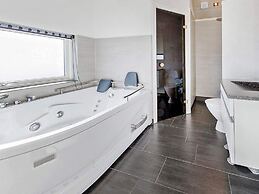 10 Person Holiday Home in Rudkobing-by Traum