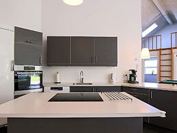 10 Person Holiday Home in Vaeggerlose