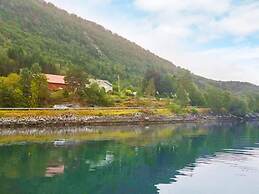 8 Person Holiday Home in Innvik-by Traum