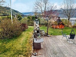 8 Person Holiday Home in Innvik-by Traum