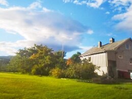 8 Person Holiday Home in Innvik-by Traum