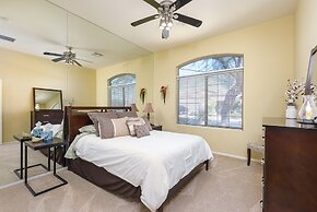 Casa Hideaway 3 Bedroom Home by Redawning