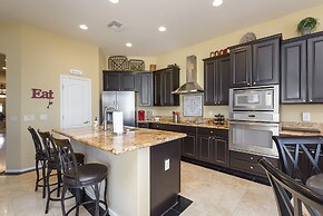 Casa Hideaway 3 Bedroom Home by Redawning