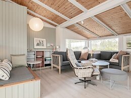 6 Person Holiday Home in Albaek-by Traum
