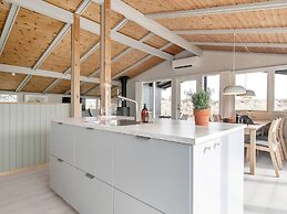6 Person Holiday Home in Albaek-by Traum