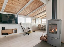 6 Person Holiday Home in Albaek-by Traum