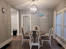 Charming 3b-1b Westside Indy