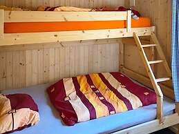 4 Person Holiday Home in Maloy-by Traum