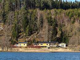 4 Person Holiday Home in Hallevadsholm