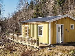 4 Person Holiday Home in Hallevadsholm