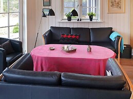 8 Person Holiday Home in Logstor-by Traum