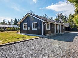 8 Person Holiday Home in Logstor-by Traum
