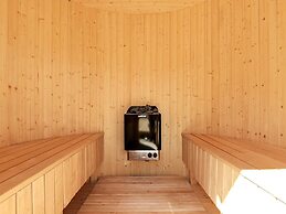 6 Person Holiday Home in Blavand