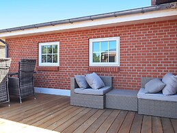 6 Person Holiday Home in Blavand