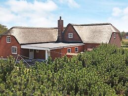 6 Person Holiday Home in Blavand