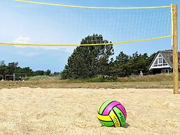 6 Person Holiday Home in Blavand