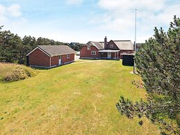 6 Person Holiday Home in Blavand
