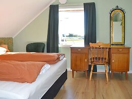 9 Person Holiday Home in Fjortoft