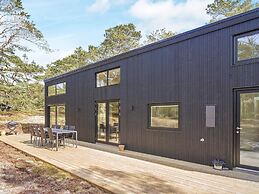 Spacious Retreat Near Beach - By Traum Ferienwohnungen