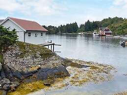 6 Person Holiday Home in Hardbakke