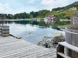 6 Person Holiday Home in Hardbakke