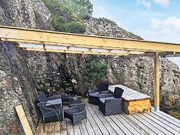 6 Person Holiday Home in Hardbakke