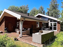 6 Person Holiday Home in Albaek