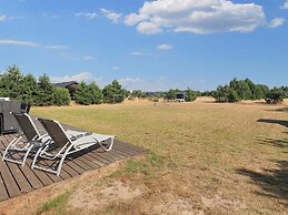 10 Person Holiday Home in Vaeggerlose