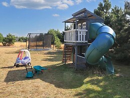 10 Person Holiday Home in Vaeggerlose