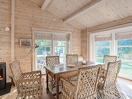 6 Person Holiday Home in Vaeggerlose