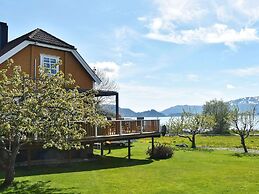 8 Person Holiday Home in Frei