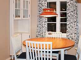 6 Person Holiday Home in Stjarnhov-by Traum