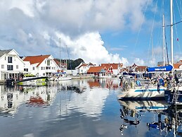 6 Person Holiday Home in Skudeneshavn-by Traum