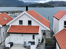 6 Person Holiday Home in Huglo-by Traum