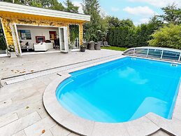 10 Person Holiday Home in Arendal-by Traum