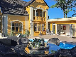 10 Person Holiday Home in Arendal