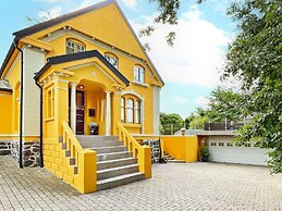 10 Person Holiday Home in Arendal-by Traum