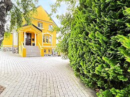 10 Person Holiday Home in Arendal-by Traum