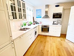 10 Person Holiday Home in Arendal-by Traum