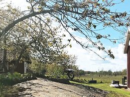 6 Person Holiday Home in Lidkoping-by Traum