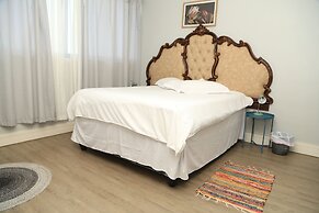 77 On independence Avenue