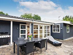 6 Person Holiday Home in Knebel