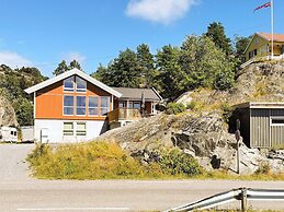 10 Person Holiday Home in Stathelle-by Traum
