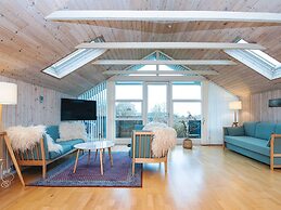 6 Person Holiday Home in Glesborg-by Traum