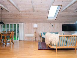 6 Person Holiday Home in Glesborg-by Traum