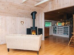 6 Person Holiday Home in Glesborg-by Traum