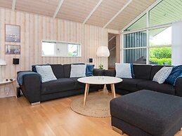 6 Person Holiday Home in Sydals