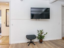 6 Person Holiday Home in Allingabro