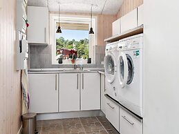 10 Person Holiday Home in Farevejle