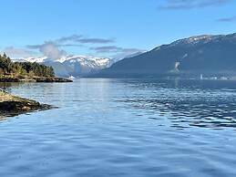 6 Person Holiday Home in Hatlestrand-by Traum